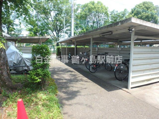 かわつるグリーンタウン新鶴　の駐輪場