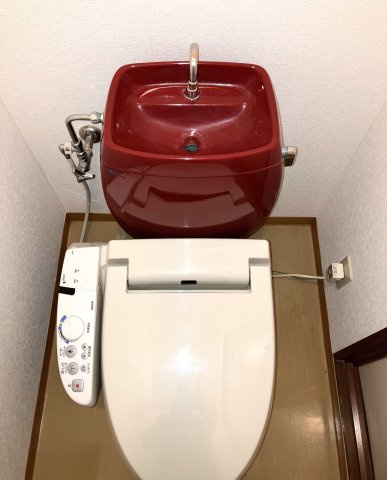 メゾン鳴鹿1番館のトイレ