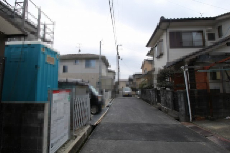 土佐市高岡町乙　新築戸建　⑫　（全2区画）の前面道路含む現地写真