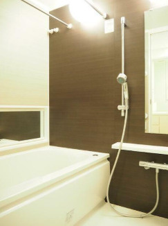 【浴室】 | エルデンシア阿佐ヶ谷プラチナム | 追い焚き機能、浴室乾燥機付きバス。