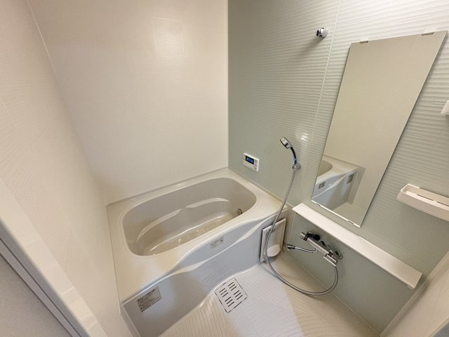 知多市八幡字東水代の賃貸マンションの浴室|現在リノベーション工事中のため完成イメージ写真です。