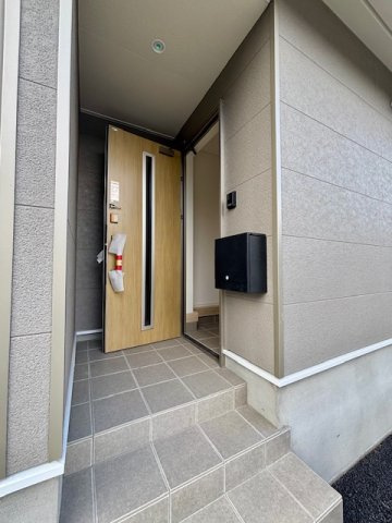 大牟田市唐船第2　2号棟の玄関