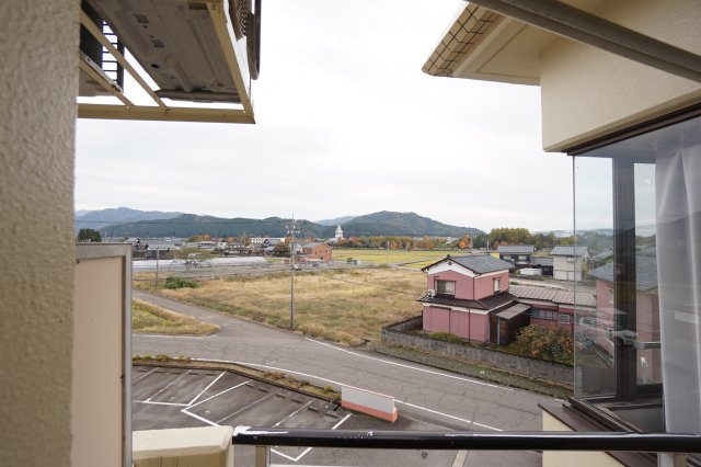 メゾン鳴鹿1番館の展望