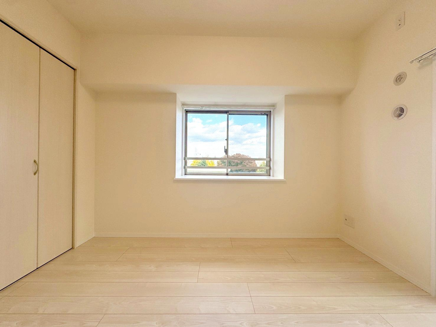 レーベンハイム西新井セレンティーネの洋室