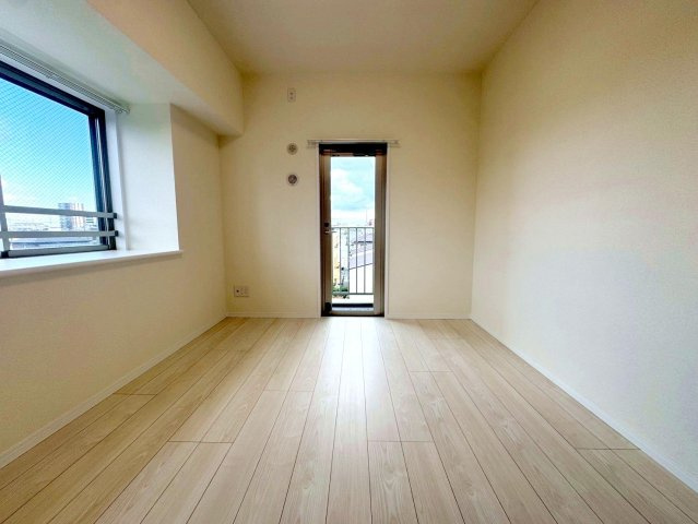 レーベンハイム西新井セレンティーネの洋室