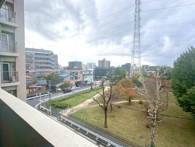 レーベンハイム西新井セレンティーネの展望