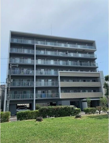 ライブガーデン江坂Ⅸの外観