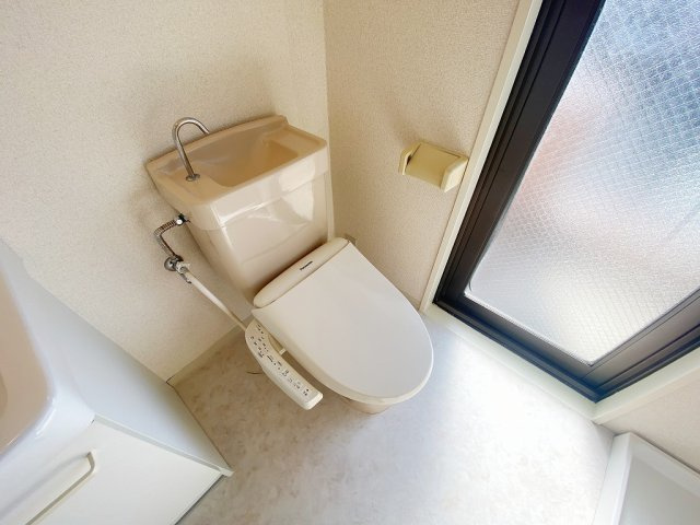 メゾンセレステのトイレ