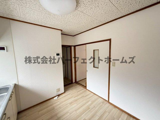 高倉1丁目テラスハウス　賃貸のキッチン|ダイニングスペースです