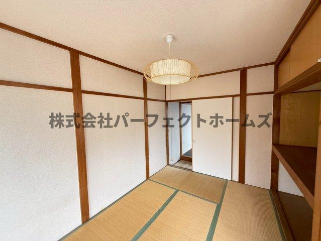 高倉1丁目テラスハウス　賃貸の和室|柔らかい畳が心地よい和室