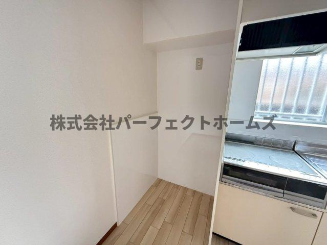 高倉1丁目テラスハウス　賃貸のその他|冷蔵庫置場です