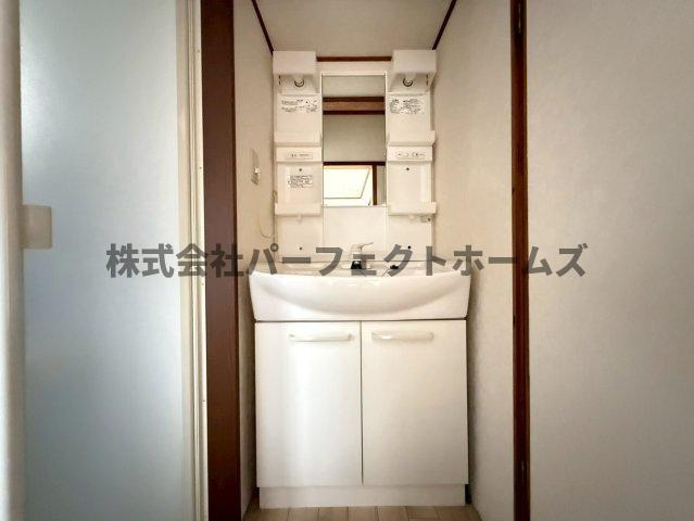 高倉1丁目テラスハウス　賃貸の独立洗面台|使いやすい独立洗面台です