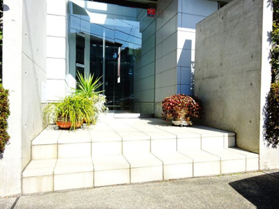 【エントランス】 | オークヴィラ