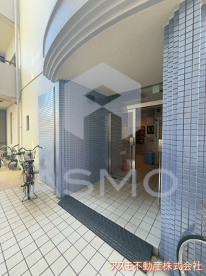 【エントランス】 | アパートメント2210