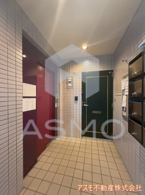 【ロビー】 | アパートメント2210