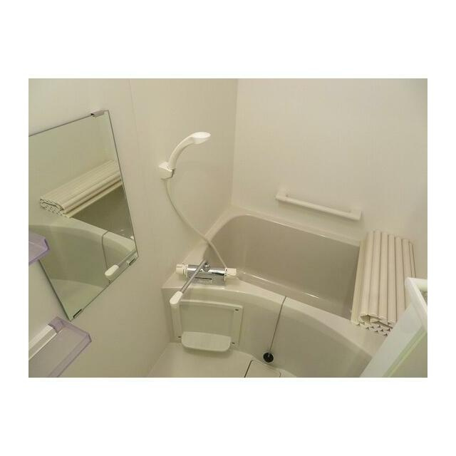 BASE東上野の浴室