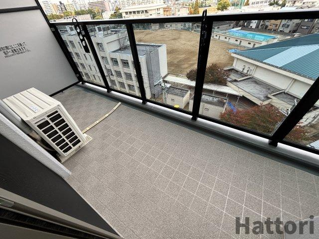 Live Flat塚本新北野のバルコニー