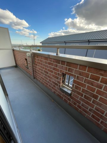 メゾネット椿のバルコニー