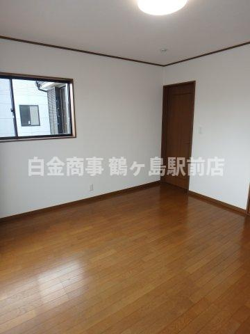 鶴ヶ島市下新田中古戸建の洋室