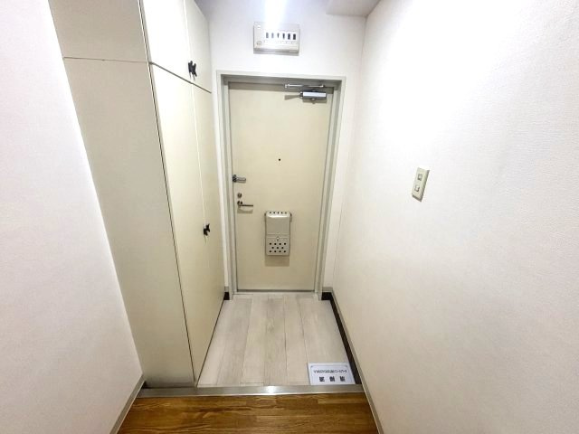 サンコート住吉駅前の玄関