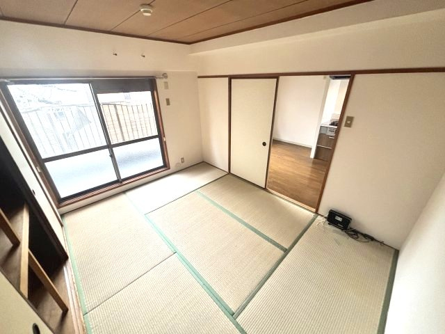 サンコート住吉駅前の和室