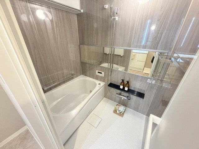 ライフペリエ三郷の浴室|水回り新品交換済みで気持ちよく新生活が送れます