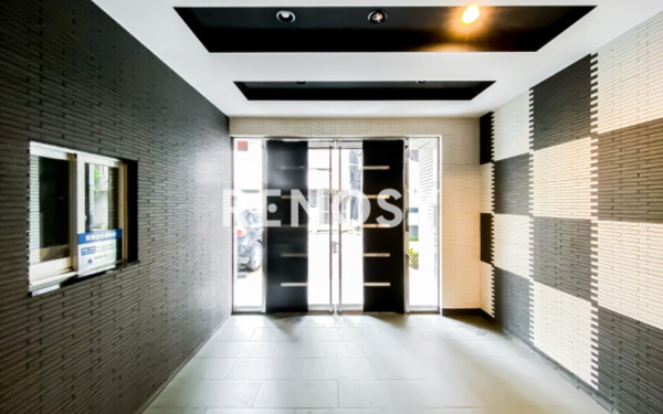 北区赤羽１丁目の賃貸マンションのロビー