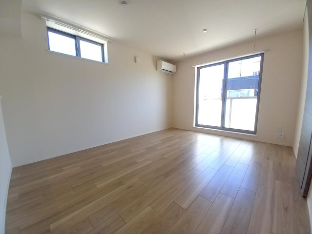 アンソレイユ巣鴨IIの居間・リビング