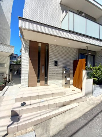 アンソレイユ巣鴨IIのエントランス