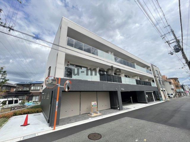 アジュール鳥飼の外観