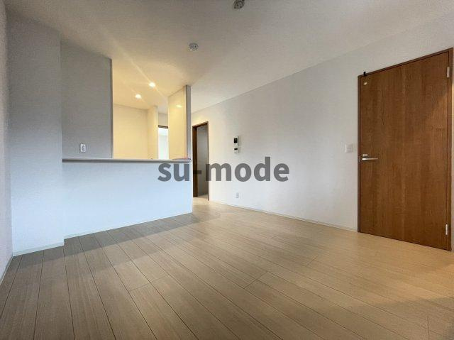 アジュール鳥飼の居間・リビング