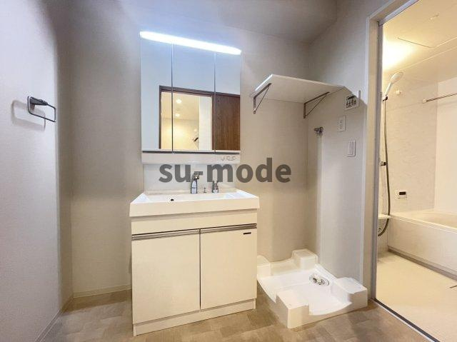 アジュール鳥飼の洗面所