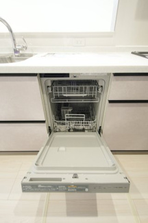 【キッチン】 | 【仲介手数料無料！！】日野市旭が丘1丁目　新築戸建て（全3棟）2号棟　5390万円