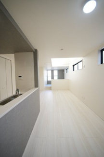 【その他】 | 【仲介手数料無料！！】日野市旭が丘1丁目　新築戸建て（全3棟）2号棟　5390万円 | 宅配ボックス