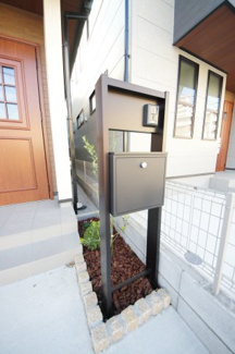 【前面道路含む現地写真】 | 【仲介手数料無料！！】日野市旭が丘1丁目　新築戸建て（全3棟）2号棟　5390万円