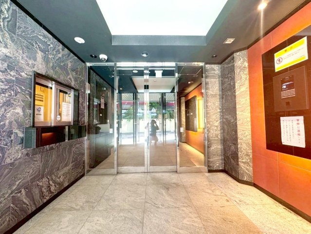 ミルーナヒルズエグラス梅島のロビー