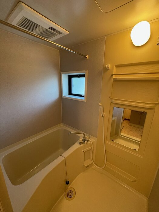 ボワ・フルールAの浴室