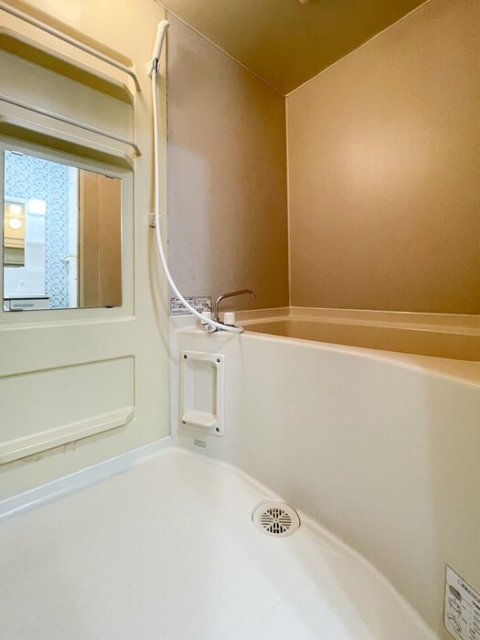 プレアディス2000の浴室