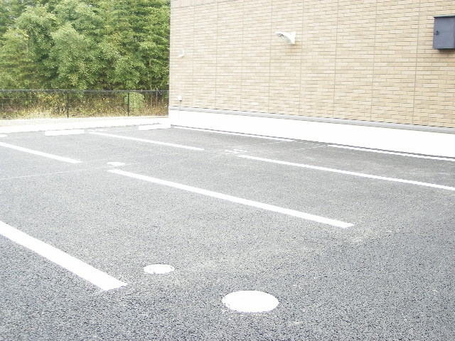 明星の駐車場