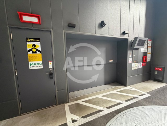 ジオタワー堺筋本町（開平小学校区）の駐車場|ジオタワー堺筋本町　