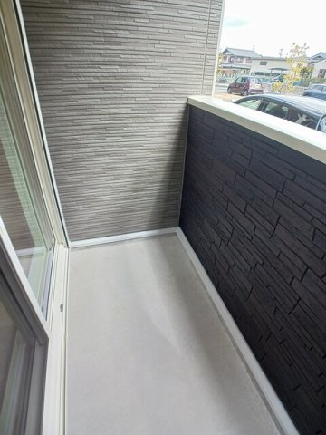 ザ・ビレッジグリーン山口町Ⅱのバルコニー