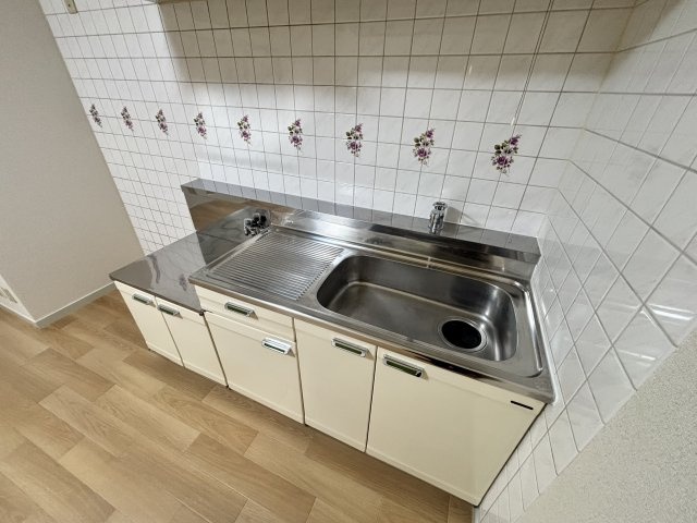 川口市元郷３丁目の賃貸マンションのキッチン