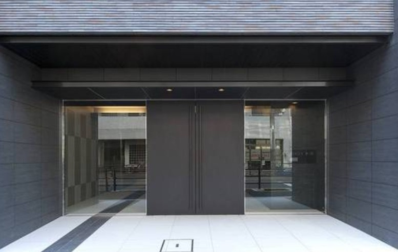 ガーラ・グランディ池袋のエントランス