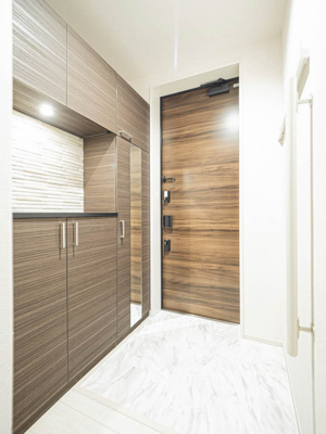 【玄関】 | シャーメゾンガーデンズ垂水駅前 | ☆神戸市垂水区　シャーメゾンガーデンズ垂水駅前☆