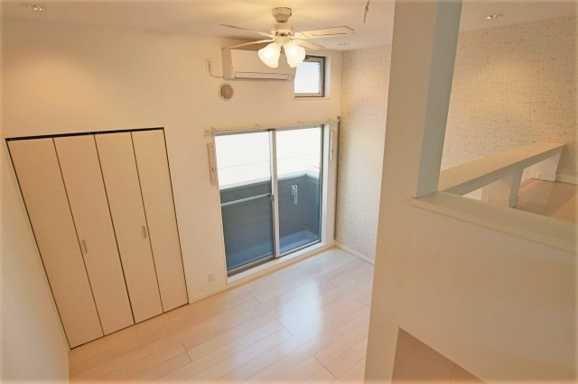 CastleEast L’sの居間・リビング