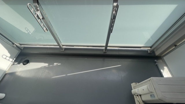 ハーミット高幡のバルコニー