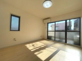 ベルメゾンの居間・リビング