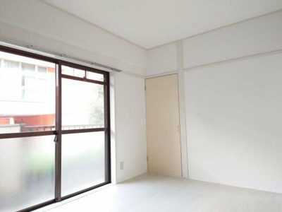 【洋室】 | 土呂ラポールレジデンス