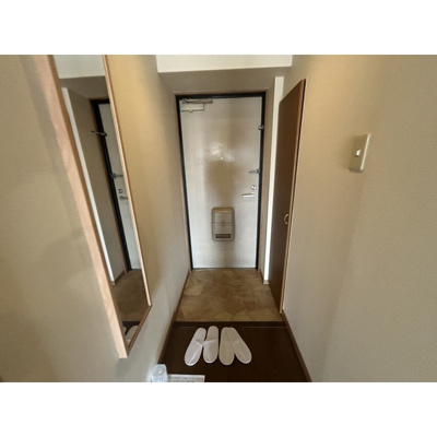 【玄関】 | オーチャード | 明るい玄関です