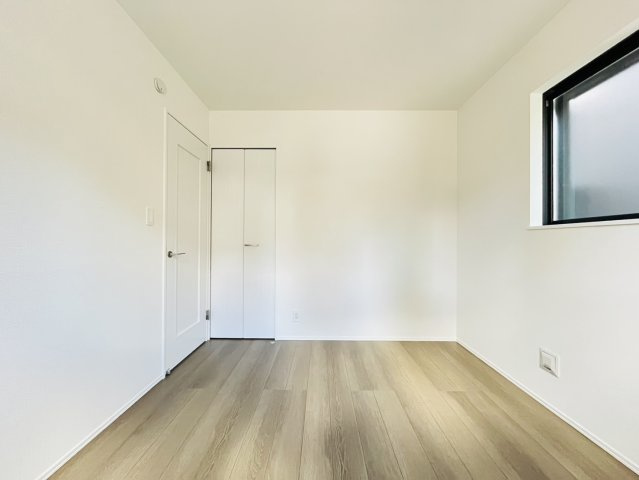 豊明市新栄町3-104『仲介手数料無料』新築戸建ての洋室